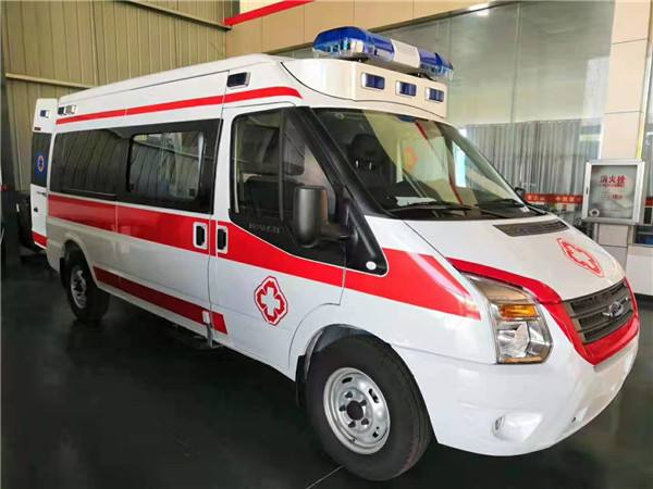 三穗县福特V362救护车